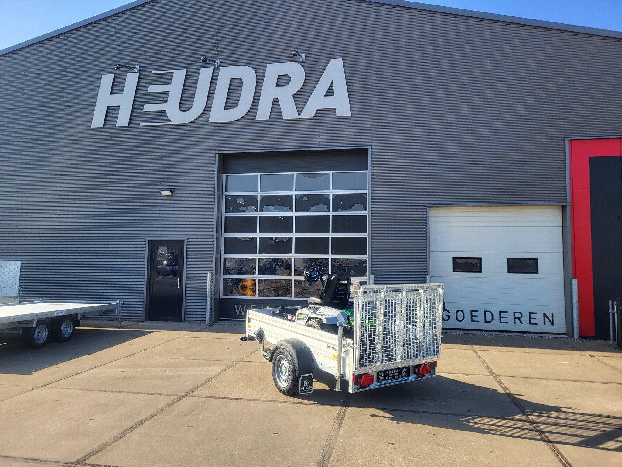 Humbaur bakwagen 1300kg 251x131cm met oprijklep