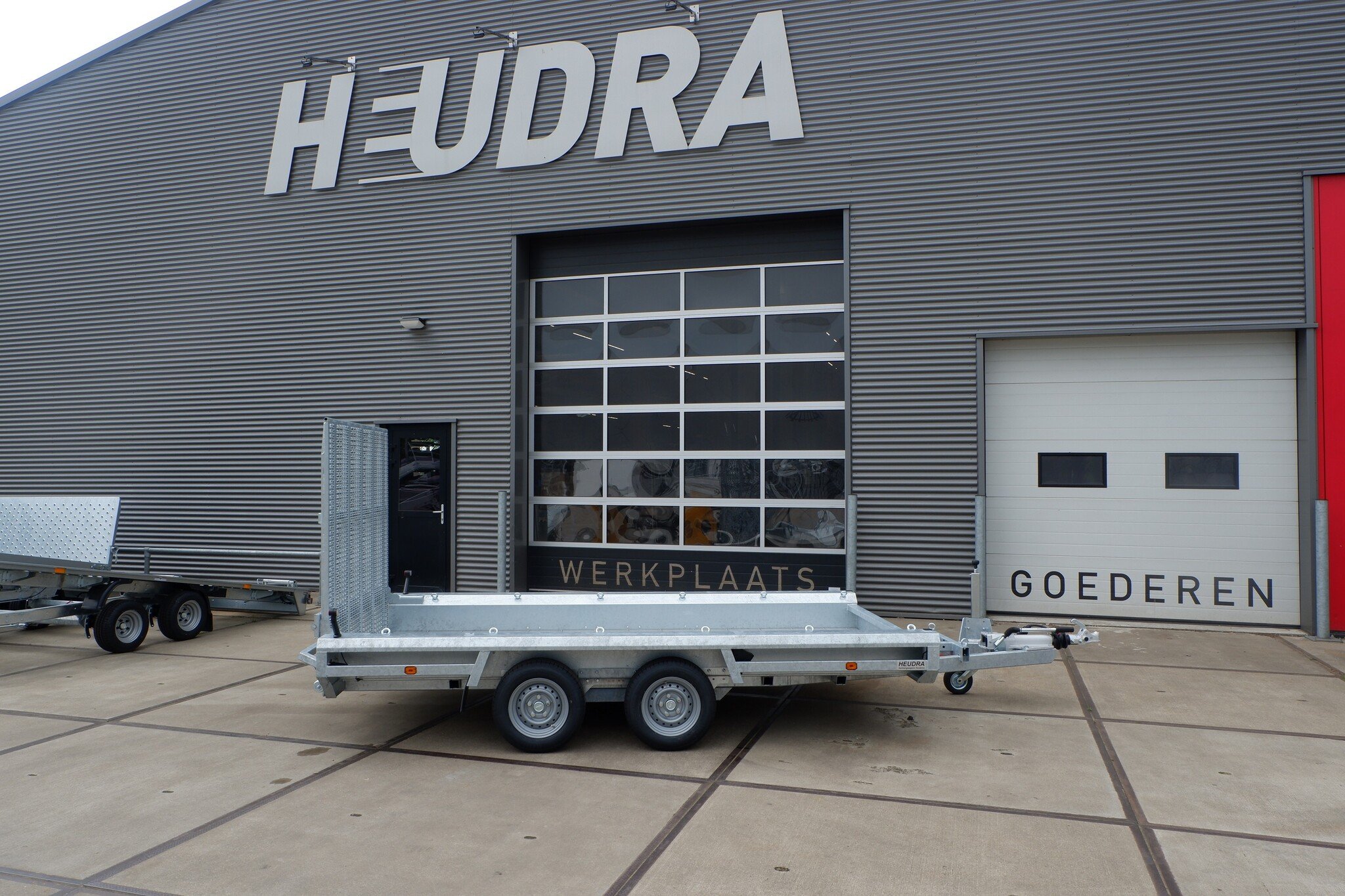 Hulco Terrax-2 3000kg 344x165cm machinetransporter met klep 150cm