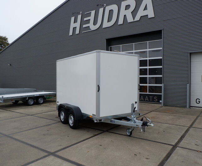 Saris gesloten aanhangwagen GO 2700kg 306x154x200cm