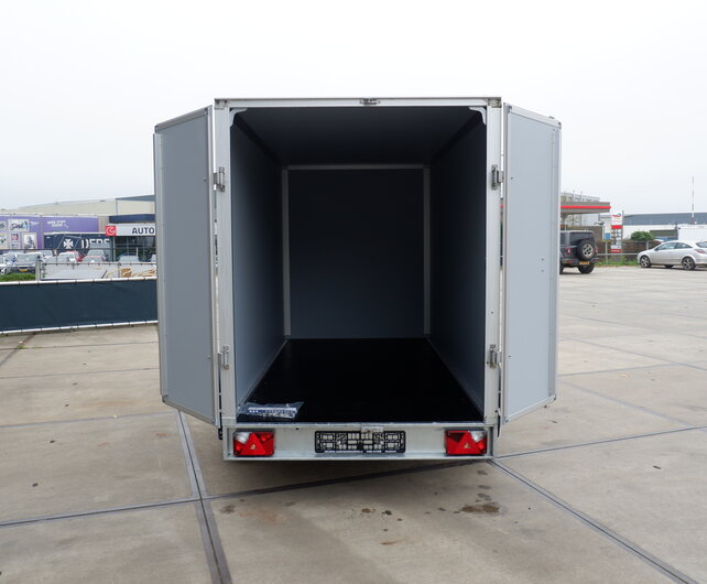 Saris gesloten aanhangwagen GO 2700kg 306x154x200cm