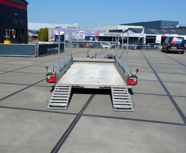 Gebruikte Hulco machinetransporter tridemas 3500kg 394x180cm