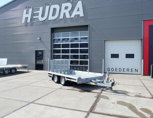 Verhuurmodel Machinetransporter 3000kg 294x150cm