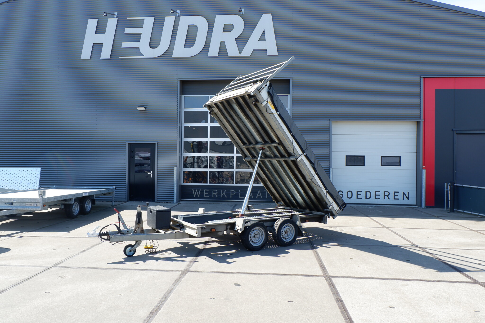 Verhuurmodel Anssems Kipper 3000kg 305x178cm