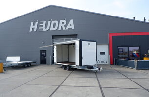 Henra gesloten plateauwagen 3500kg 453x202x220cm Xpert met verkoopklep en zijdeur