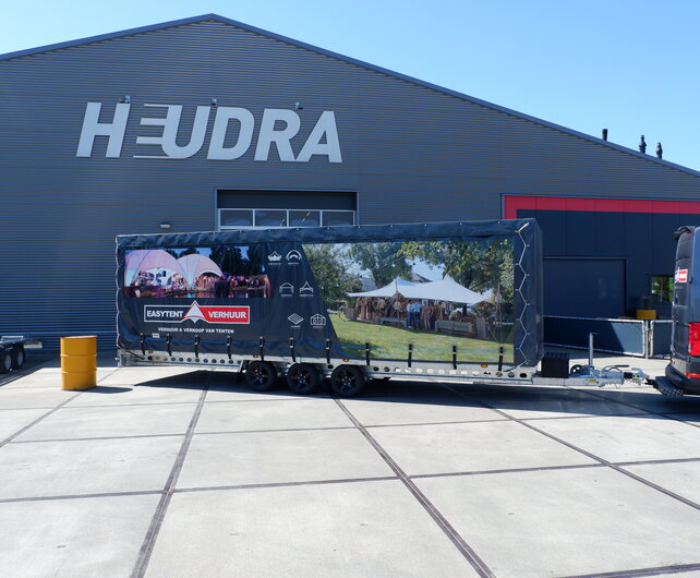 Henra plateauwagen met Maatwerk schuifzeil huif