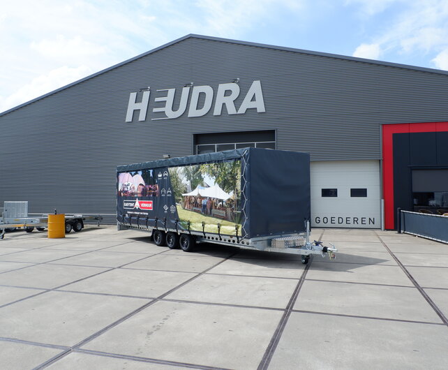 Henra plateauwagen met Maatwerk schuifzeil huif