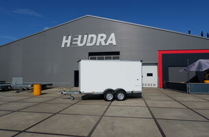 Humbaur gesloten aanhangwagen 2500kg 407x177x200cm