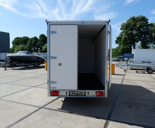 Humbaur gesloten aanhangwagen 2500kg 407x177x200cm