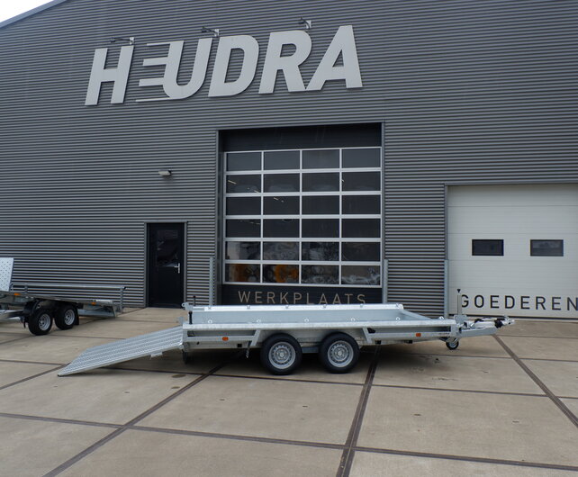 Hulco Terrax-2 3000kg 294x150cm machine-transporter met klep 150cm