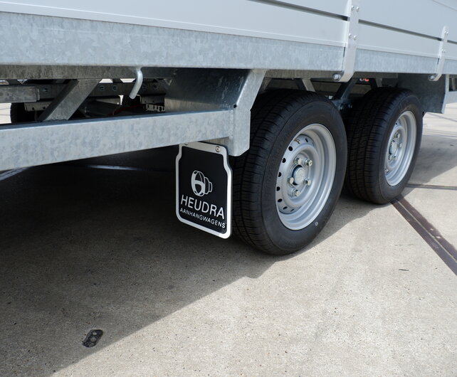 Hulco Medax-2 3500kg 405x203cm plateauwagen