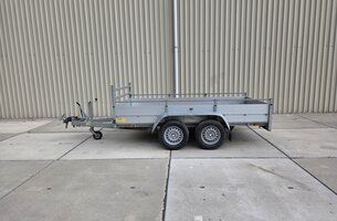 Verhuurmodel bakwagen tandemas 2500kg 301x150cm