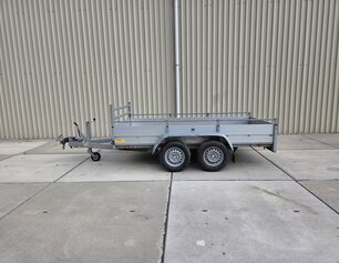 Verhuurmodel bakwagen tandemas 2500kg 301x150cm