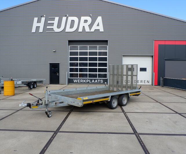 Gebruikte Hulco machinetransporter 3500kg 394x180cm