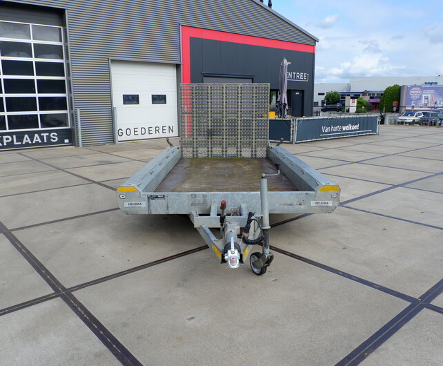 Gebruikte Hulco machinetransporter 3500kg 394x180cm
