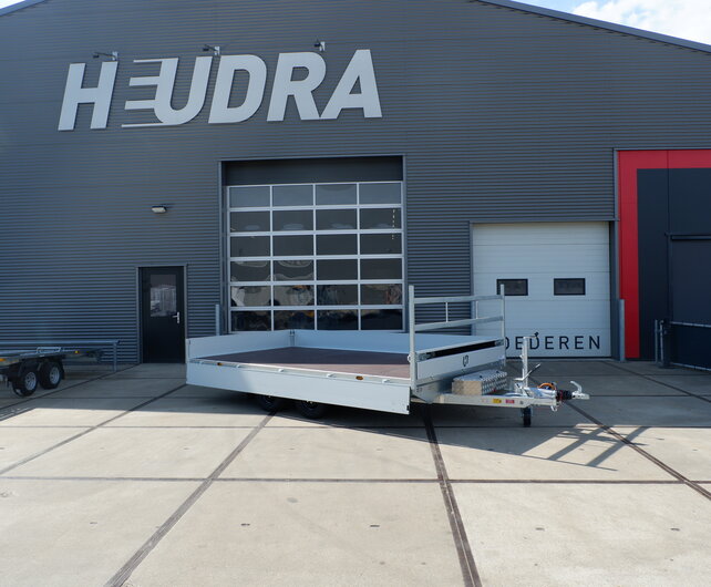 Henra plateauwagen 3500kg 401x222cm Xpert