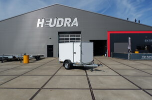 Saris gesloten aanhangwagen GO 1350kg 256x134x150cm met zijdeur