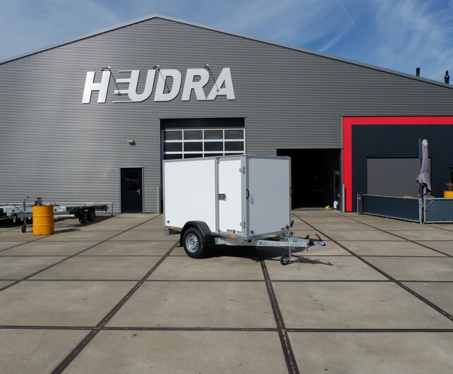Saris gesloten aanhangwagen GO 1350kg 256x134x150cm met zijdeur