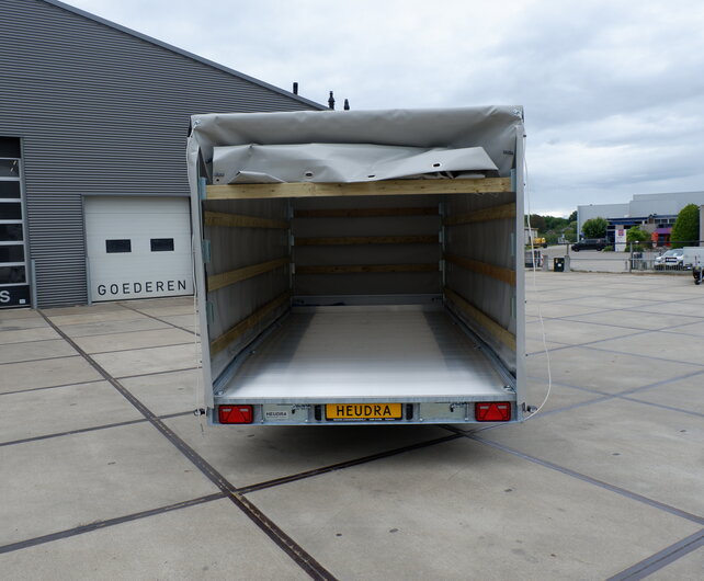 Hulco Carax autotransporter met huif 3000kg 440x207x180cm