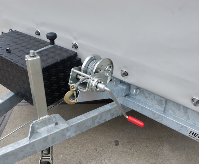 Hulco Carax autotransporter met huif 3000kg 440x207x180cm