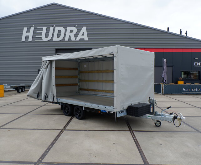 Hulco Carax autotransporter met huif 3000kg 440x207x180cm