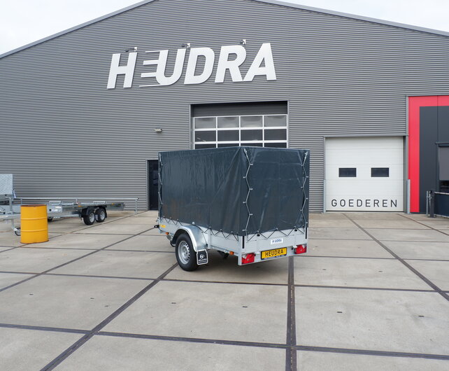 Anssems BSX bakwagen 1350kg met huif 251x130x150cm