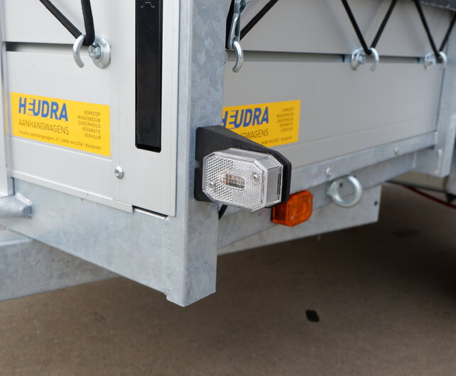 Anssems BSX bakwagen 1350kg met huif 251x130x150cm
