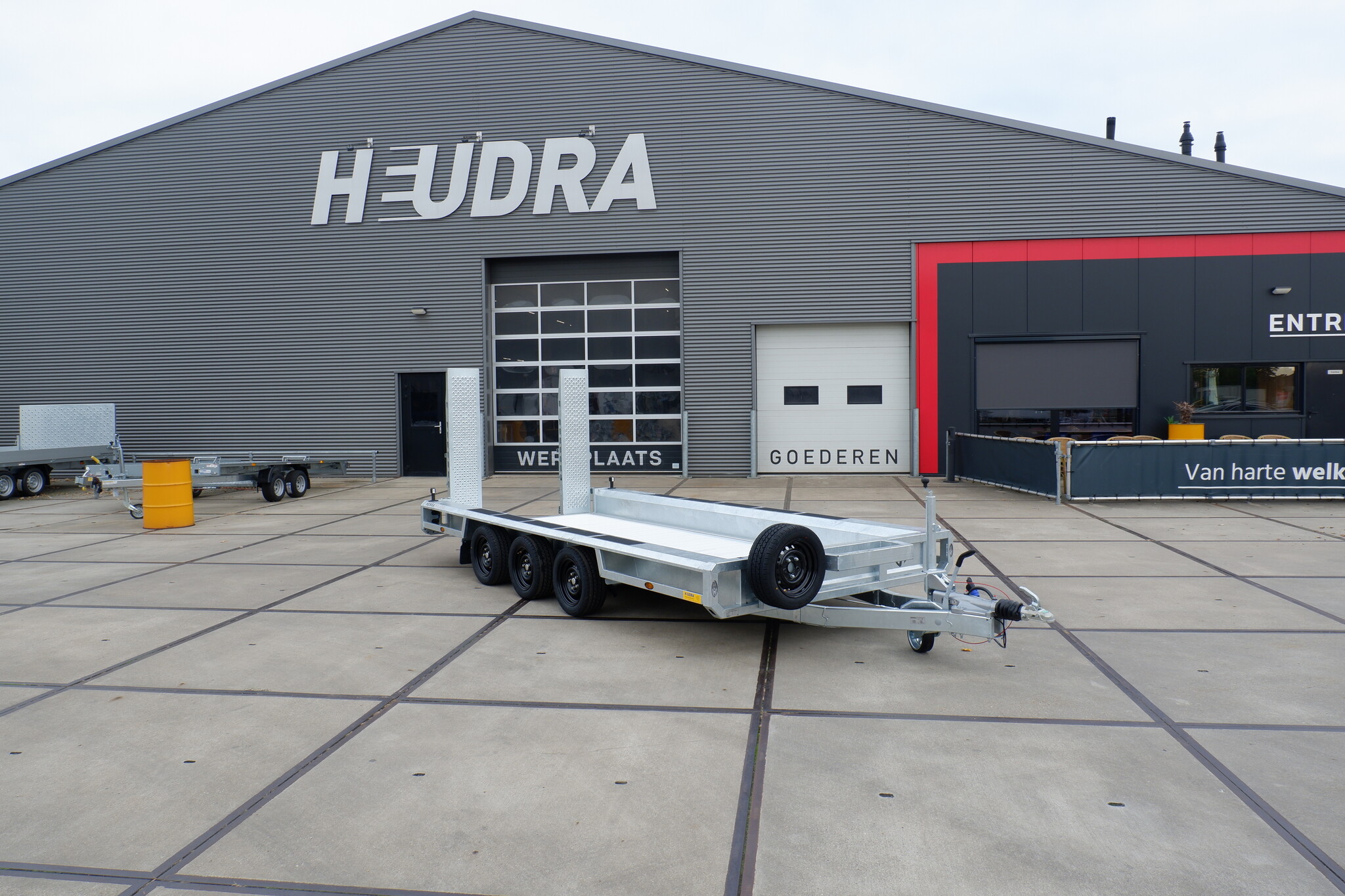 Henra machinetransporter 3500kg 450x170cm met oprijbalken