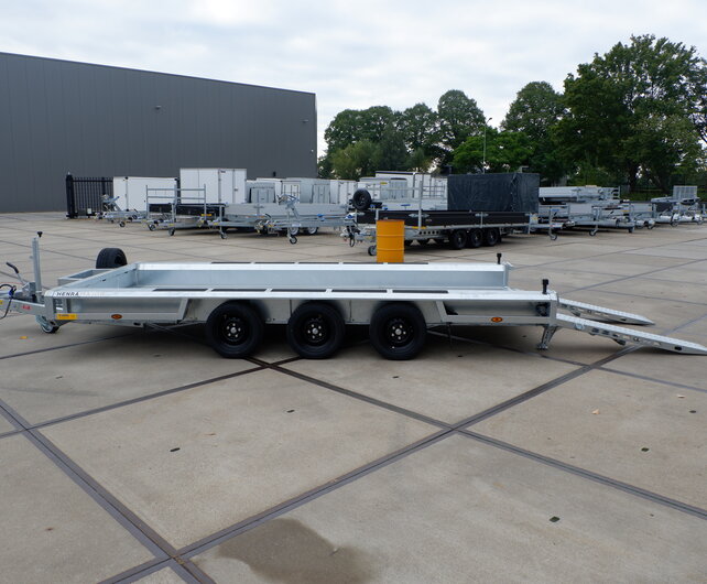 Henra machinetransporter 3500kg 450x170cm met oprijbalken