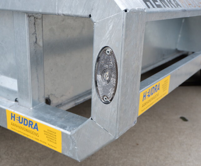 Henra machinetransporter 3500kg 450x170cm met oprijbalken