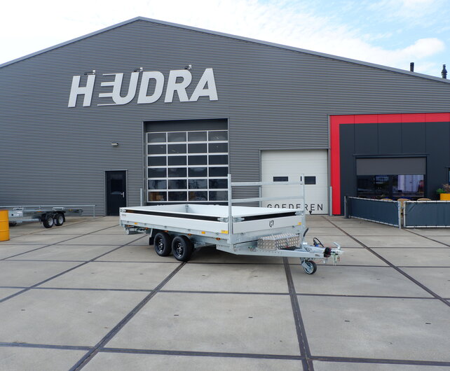 Henra driezijdige kipper 3500kg 401x202cm Xpert tandemas