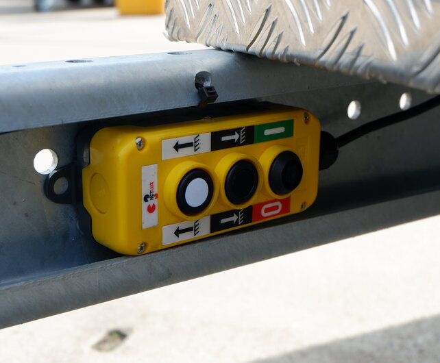 Henra driezijdige kipper 3500kg 401x202cm Xpert