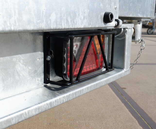 Henra driezijdige kipper 3500kg 401x202cm Xpert