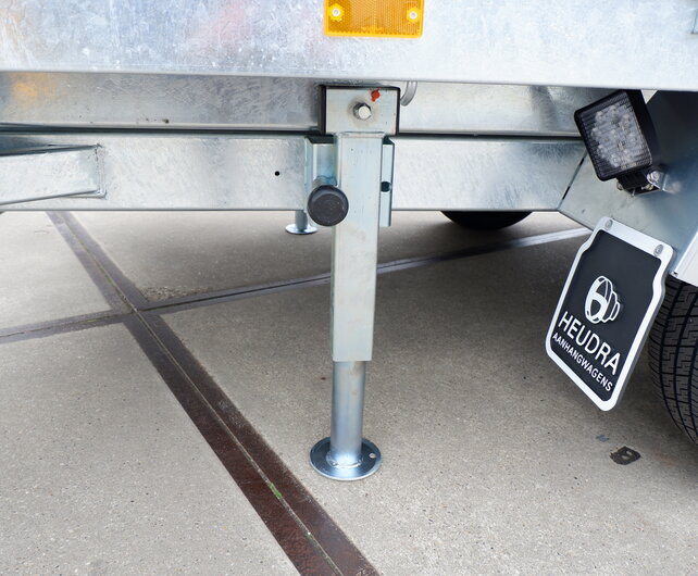 Steunpoot Henra kipper en plateauwagen (set)