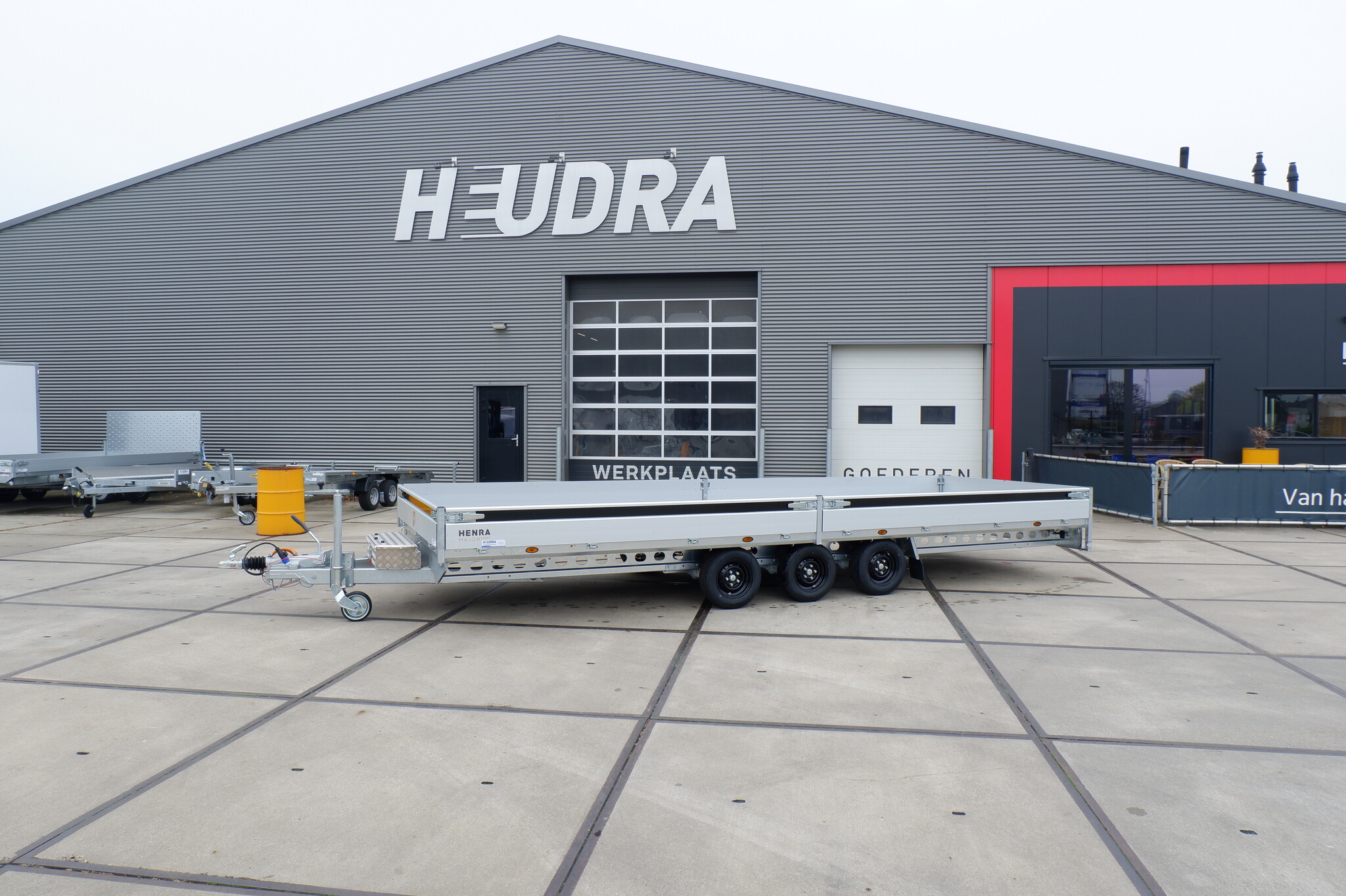 Henra plateauwagen tridemas 3500kg 633x222cm Xpert