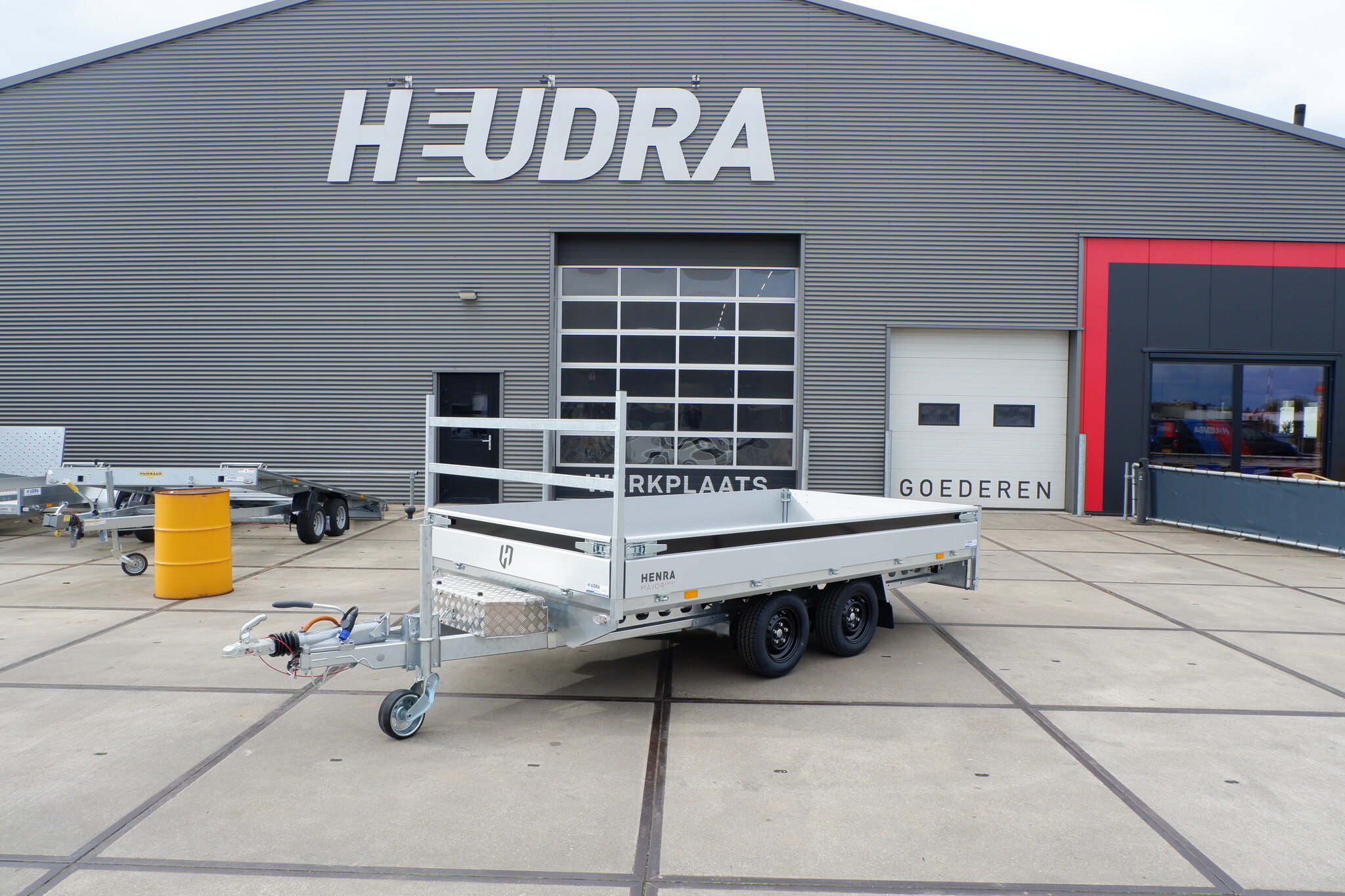 Henra plateauwagen 3500kg 351x185cm Xpert