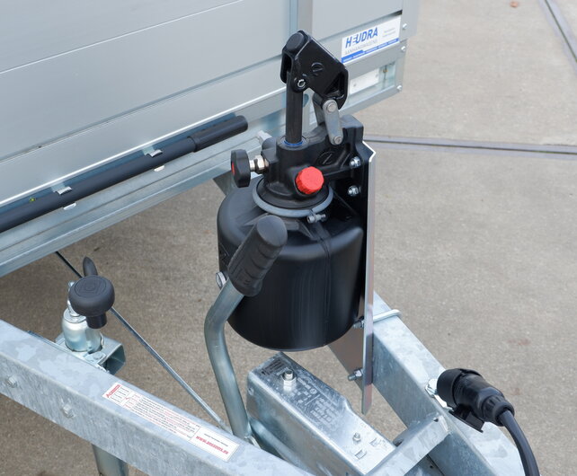 Anssems KLTB 1350kg 251x150cm achterwaartse kipper