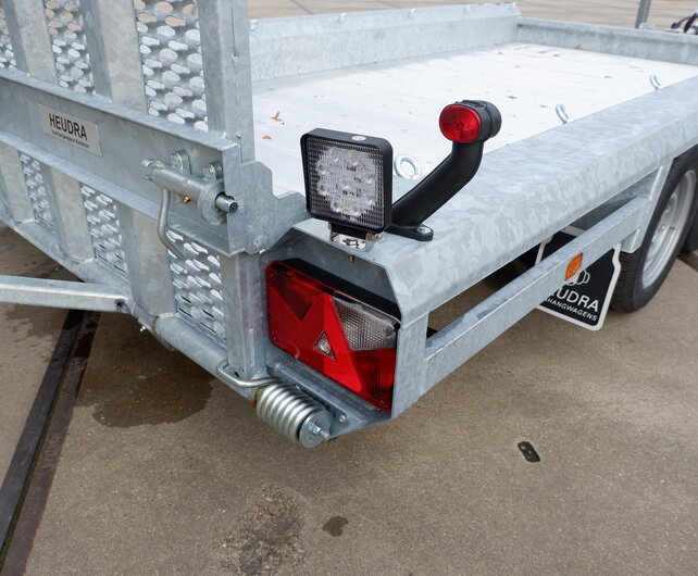 Hulco Terrax-3 3500kg 394x180cm machine-transporter met klep 150cm