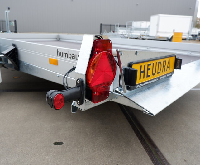 Humbaur zakbare multitransporter 1800kg 310x177cm