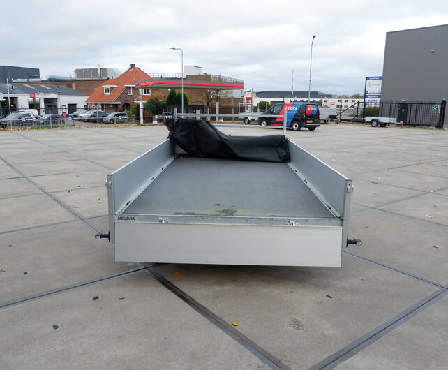 Saris plateauwagen 406x204cm 2700kg tandemas