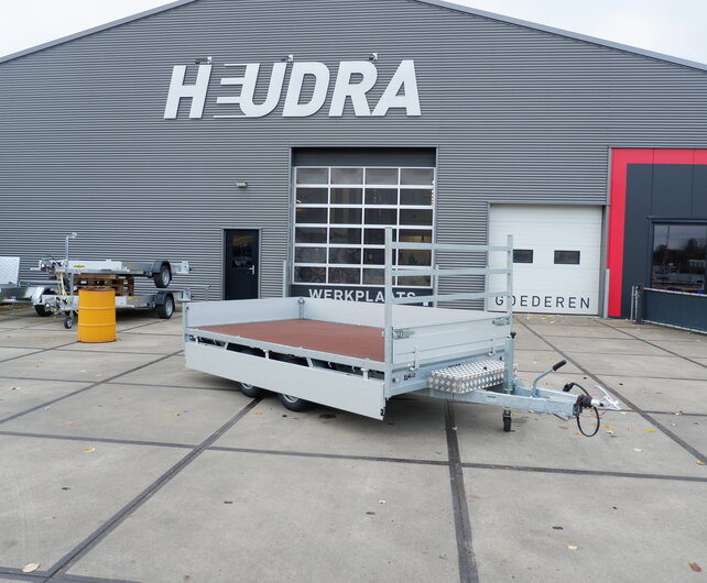 Actiemodel: Hulco Medax-2 3000kg 335x183cm plateauwagen