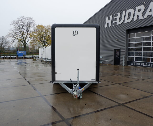 Henra gesloten aanhangwagen tridemas 3500kg 465x183x220cm Xpert met zijdeur