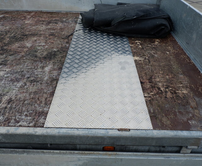 Gebruikte Hulco Medax-2 3000kg 405x183cm plateauwagen