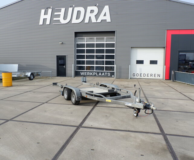 Gebruikte Weijer hoogwerker transporter 3500kg