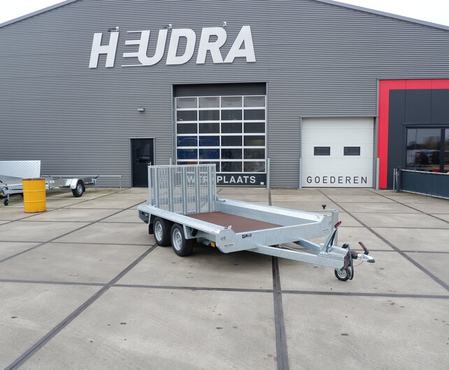Hulco Terrax Basic 2600kg 294x150cm machinetransporter