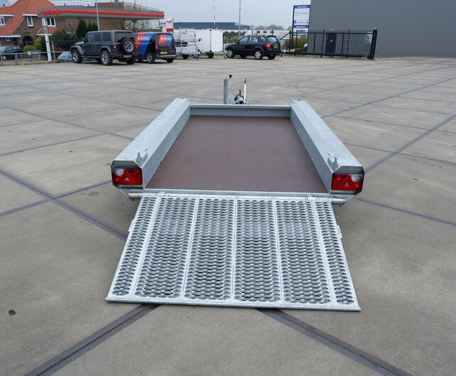 Hulco Terrax Basic 2600kg 294x150cm machinetransporter