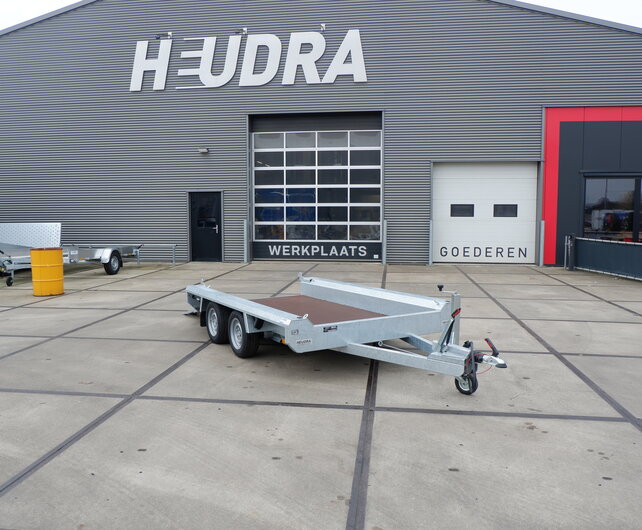 Hulco Terrax Basic 2600kg 294x150cm machinetransporter