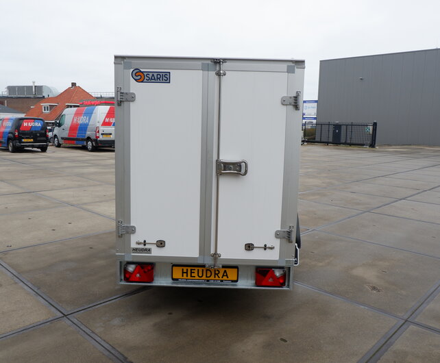 Saris gesloten aanhangwagen GO 1350kg 256x134x150cm