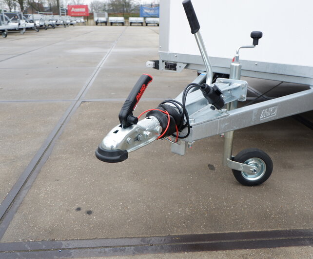 Saris gesloten aanhangwagen GO 1350kg 256x134x138cm