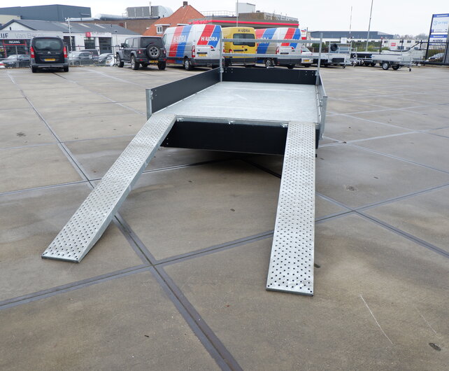 Henra driezijdige kipper tandemas 3500kg 401x202cm Xpert Black Label