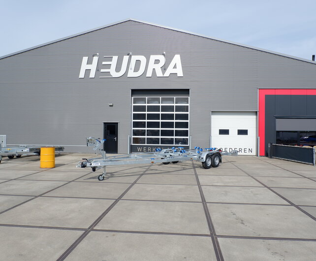 Vlemmix boottrailer Type-P 3000kg 840x255cm